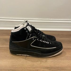 Size 12- Jordan 2 Retro Black White 2010-Pre Owned